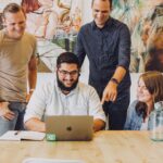 Kommunikation im Team wertschätzend gestalten jud-mackrill-Of_m3hMsoAA-unsplash-scaled